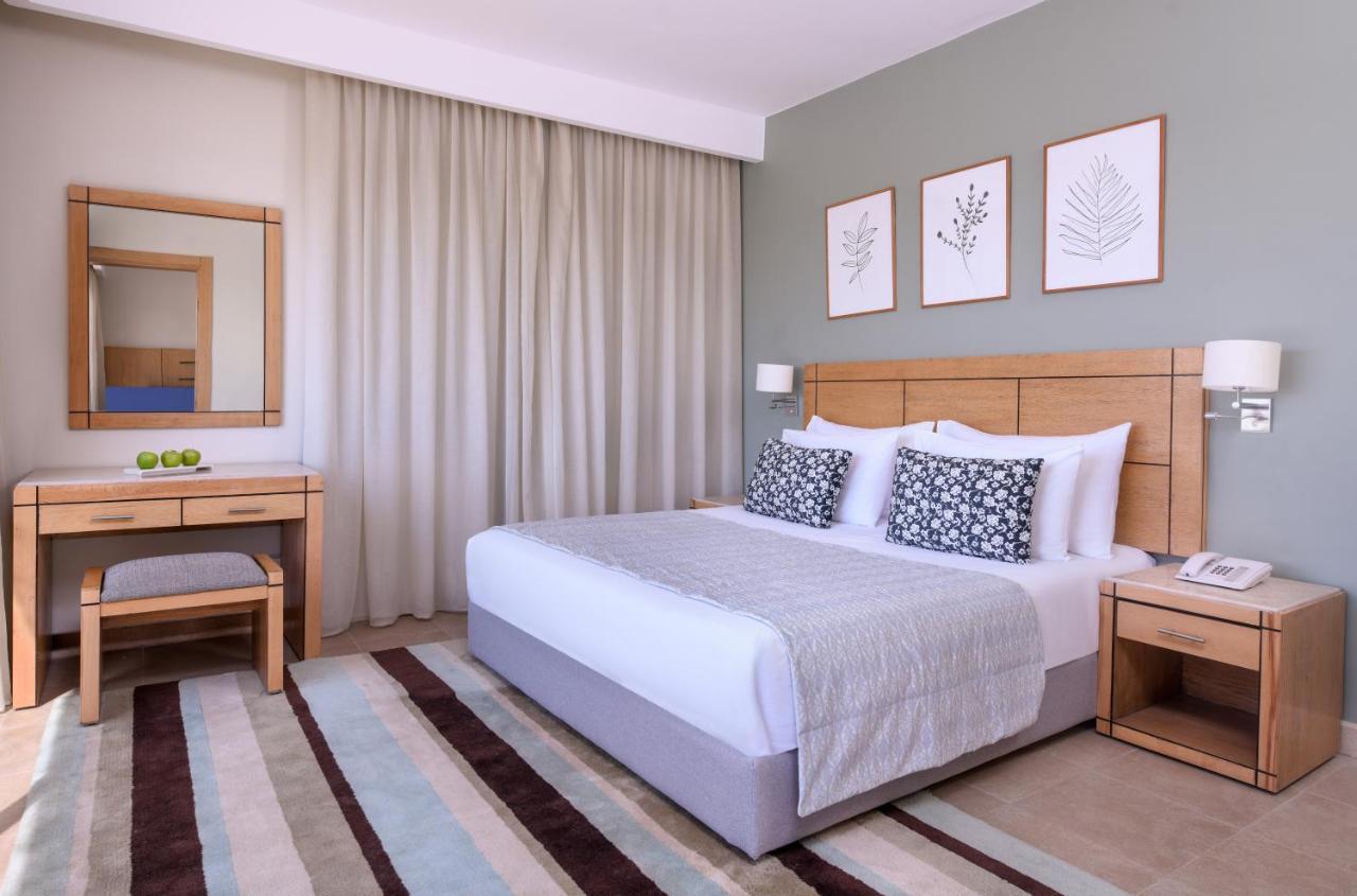 ジャズ リトル ヴェニス ゴルフ リゾート アインソフナ エクステリア 写真 A bedroom at the hotel