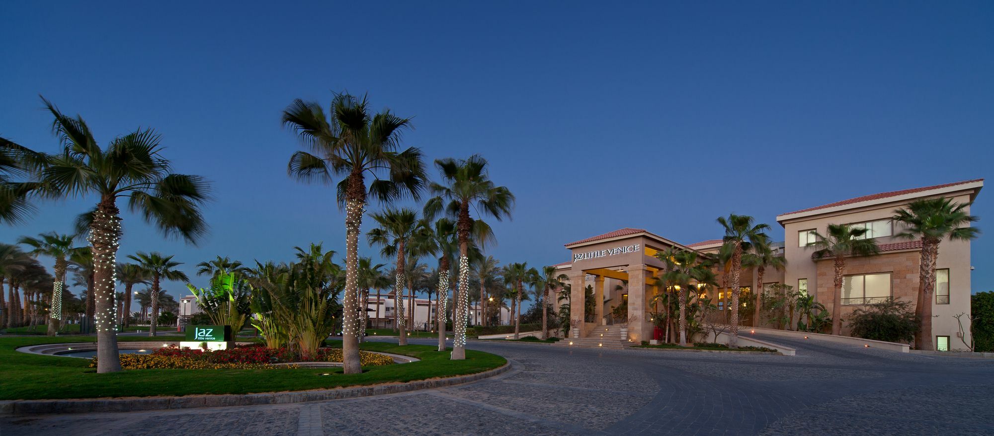 ジャズ リトル ヴェニス ゴルフ リゾート アインソフナ エクステリア 写真 Royal Mirage Hotel, Dubai